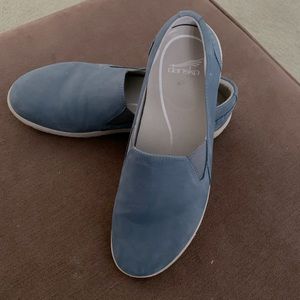 Dansko slip ins! Size 39 or 9